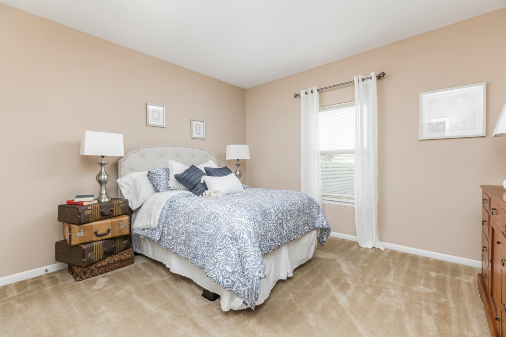 Greenfield Crossing Apartments32 Flaherty & Collins Properties