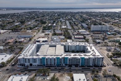 aerial of the cove at 47th